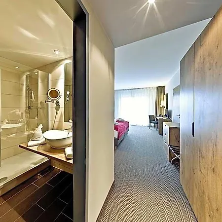 Sante Royale Hotel- & Gesundheitsresort Warmbad וולקנסטיין