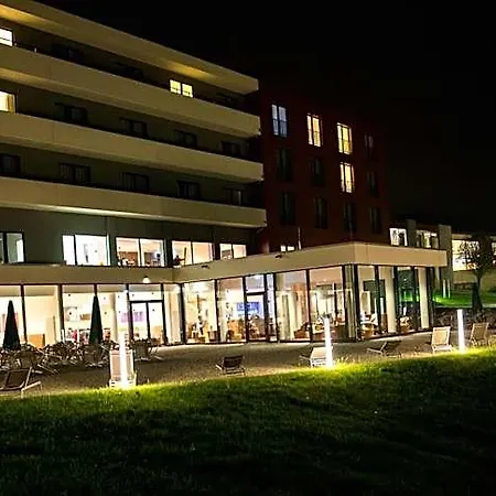 מלון Sante Royale Hotel- & Gesundheitsresort Warmbad וולקנסטיין