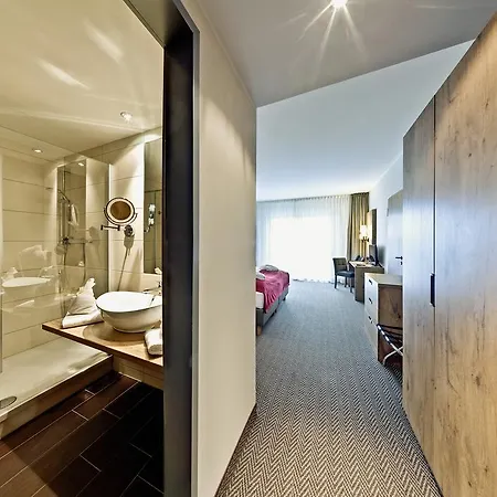 Sante Royale Hotel- & Gesundheitsresort Warmbad 4* וולקנסטיין