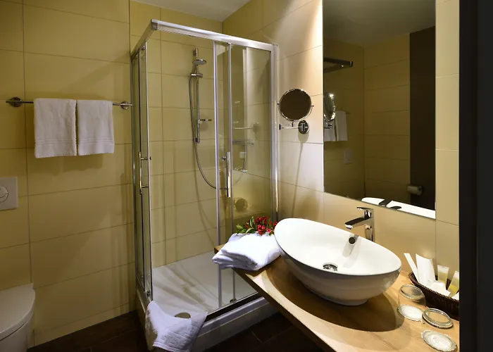 فندق Sante Royale Hotel- & Gesundheitsresort Warmbad 4*