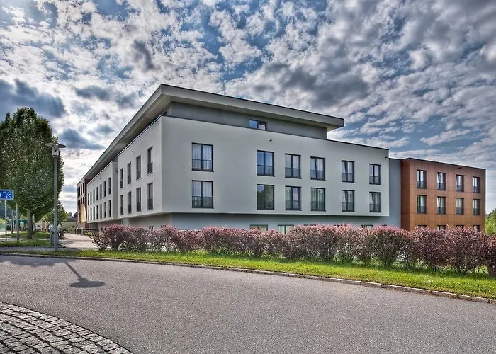 Sante Royale Hotel- & Gesundheitsresort Warmbad 4* فولكنشتاين