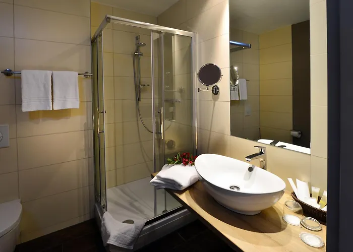 Sante Royale Hotel- & Gesundheitsresort Warmbad 4* فولكنشتاين